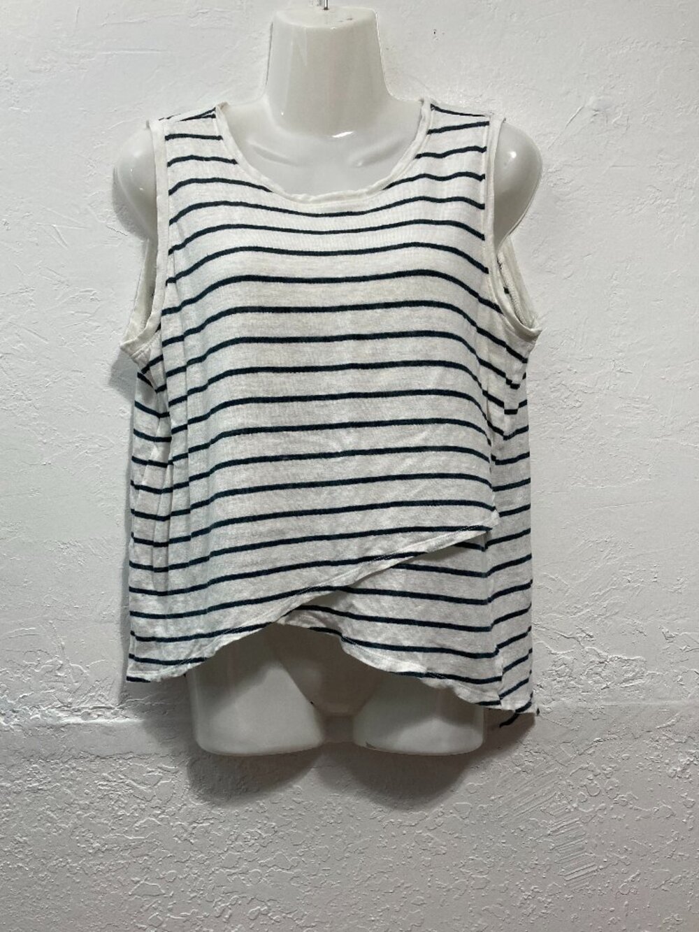 Athleta Striped Linen Tank Top White Black Sleeveless Athleasure Vacation S